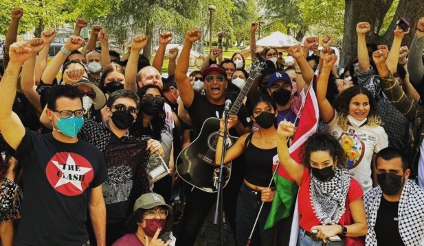 Tom Morello with Pro-Palestine Protesters