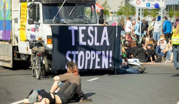 Tesla Germany protests