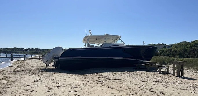 Intoxicated Boater Runs 43 Foot Boat Aground