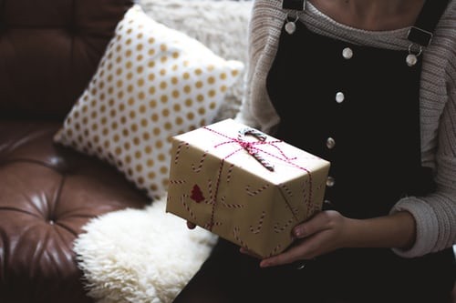 10 gifts for her