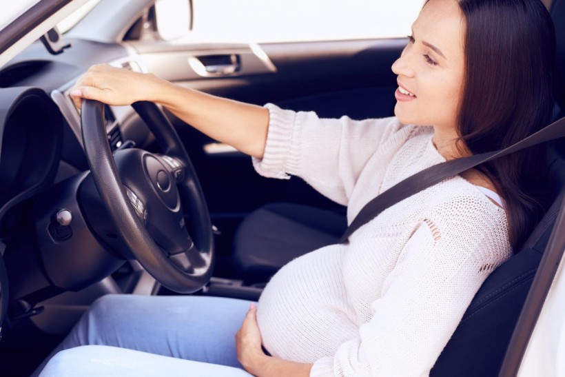 What Should You Do If You’re In a Car Accident While Pregnant?