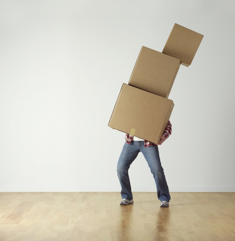 Which Is The Best Way To Move: Professional Movers Or Moving Containers?