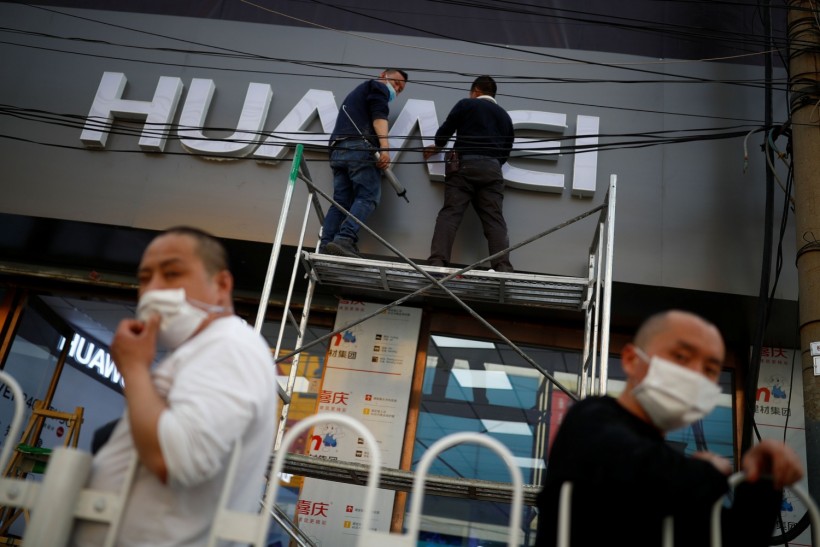 Huawei Struggles Amidst Coronavirus as Sales in China Plummet While Still in US Blacklist