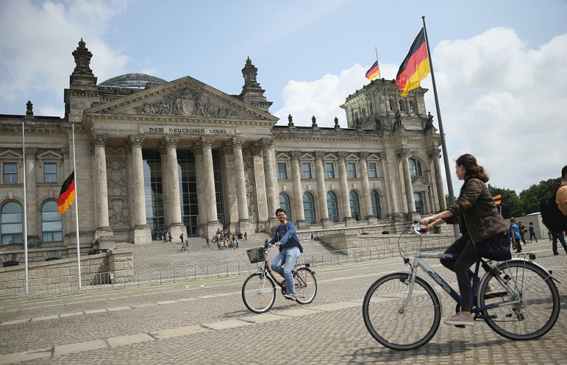 German Leaders React To Greek Aid Agreement