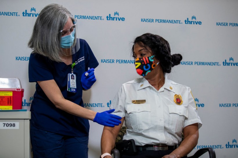 Washington, DC Firefighters Receive COVID-19 Vaccinations
