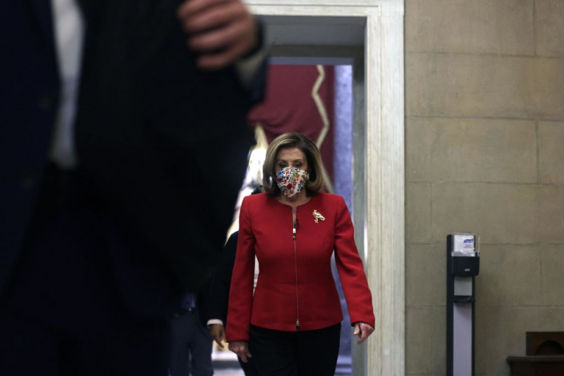 Man Who Posed for Photos in Nancy Pelosi's Office Arrested