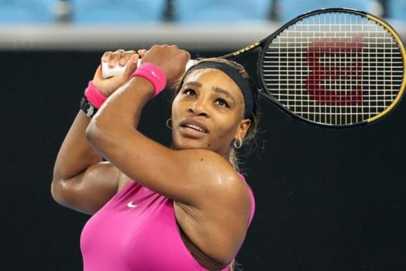 Serena Williams reaches the Australian Open semi-finals