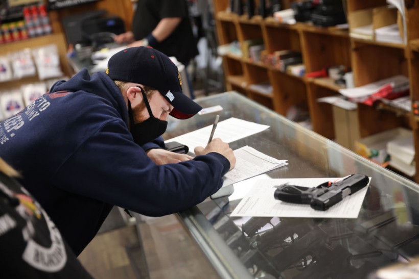 US Justice Department Aims to Crack Down on 'Ghost Guns'; Retailers Required to Do Purchaser Background Check 