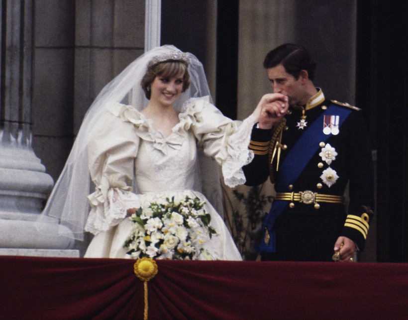 Prince Charles' Offensive Comment Sparks Massive Fight With Princess Diana's Brothers After Death, Royal Source Claims
