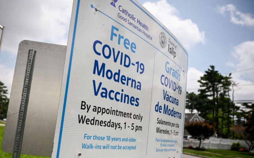 New Covid-19 Moderna vaccination site on the grounds of the Brentwood Recreation Center