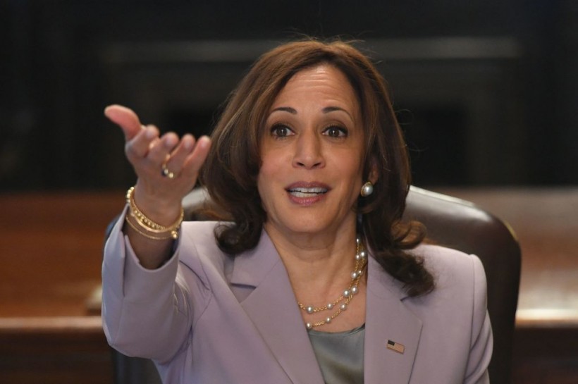 Kamala Harris Allegedly Being Blamed for Low Approval on Media; Allies Hold Crisis Dinner Following Reports of Toxic Office