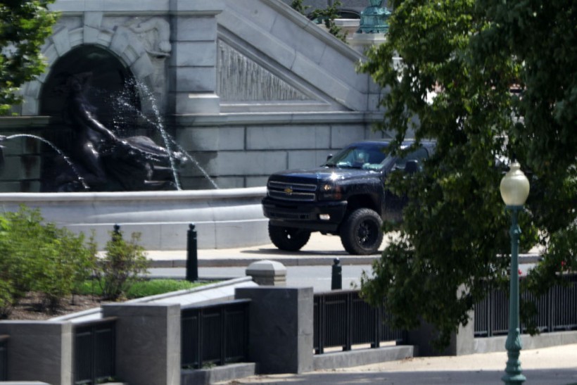 North Carolina Man Threatens to Detonate Bomb Outside US Capitol, Demands to Speak to President Joe Biden