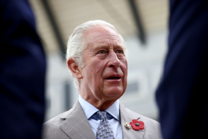 Prince Charles' Top Aide Quits Over Cash for Honor Investigation; Prince of Wales Left in Hysterics After Magician Tries To Read His Mind
