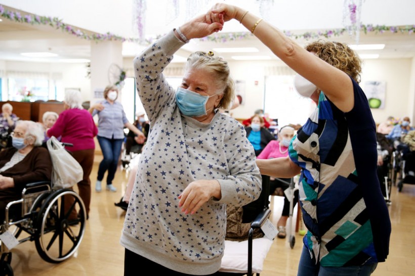 Los Angeles Nursing Facility Holds First Social Event Since Start Of Pandemic