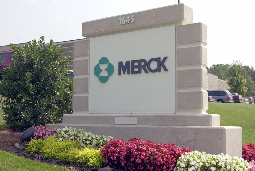 FDA Panel Endorses Emergency Use Authorization of Merck's COVID-19 Pill, Molnupiravir