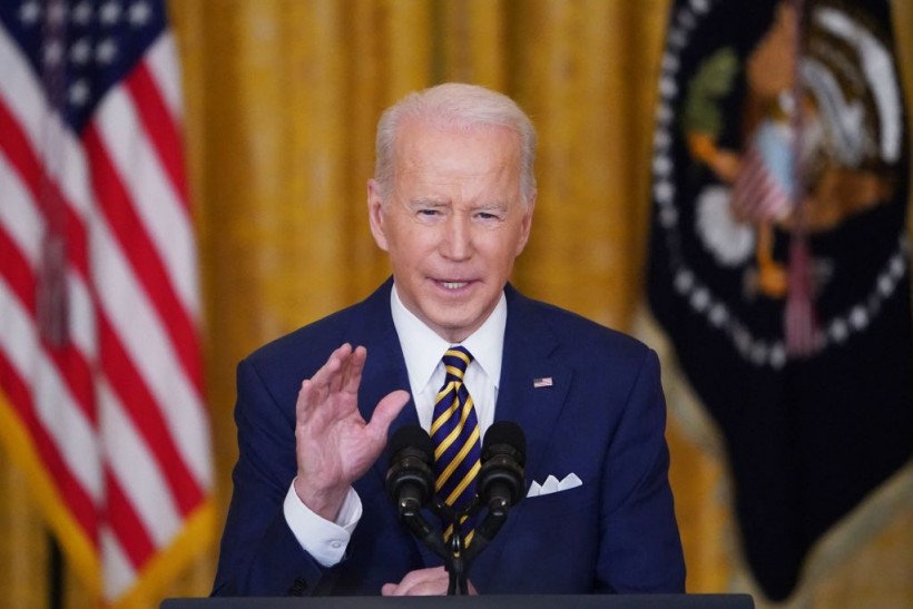 Joe Biden Denies a Terrible First Year as Polls Dip to 33 percent Approval with  Failed Solo News Conference