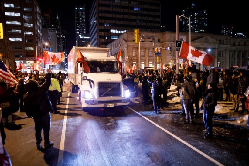 Thousands Join Trucker Protests Across Canada As Calls  To Lift Governent Covid-19 Restrictions Intesnify