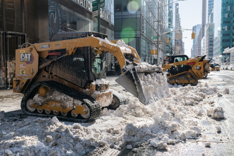 Winter Storm Warning February 2022: 'Multiple Hazards' Threaten 100 Million Americans -- What and How to Prepare 