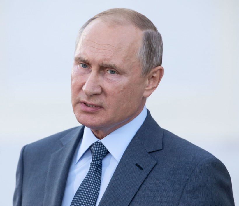 Putin Considers Countries Imposing 'No Fly Zone' Over Ukraine as Participants in War