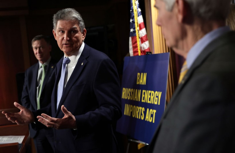 Joe Manchin Scolds Fellow Democrats to "Get Your Financial House In Order," Urges No-Fly Zone as One Option To Help Ukraine