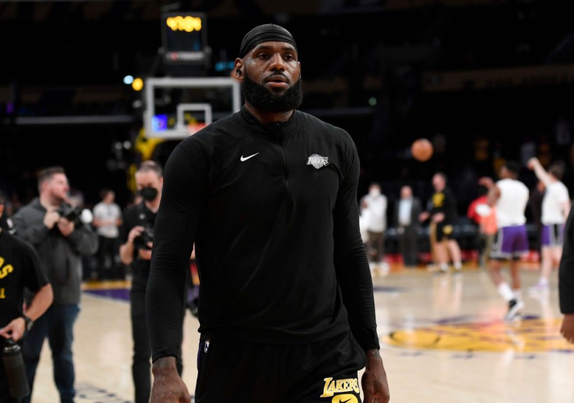 LeBron James Pulls Off Scary April Fools’ Prank With Fake Lakers Injury Update
