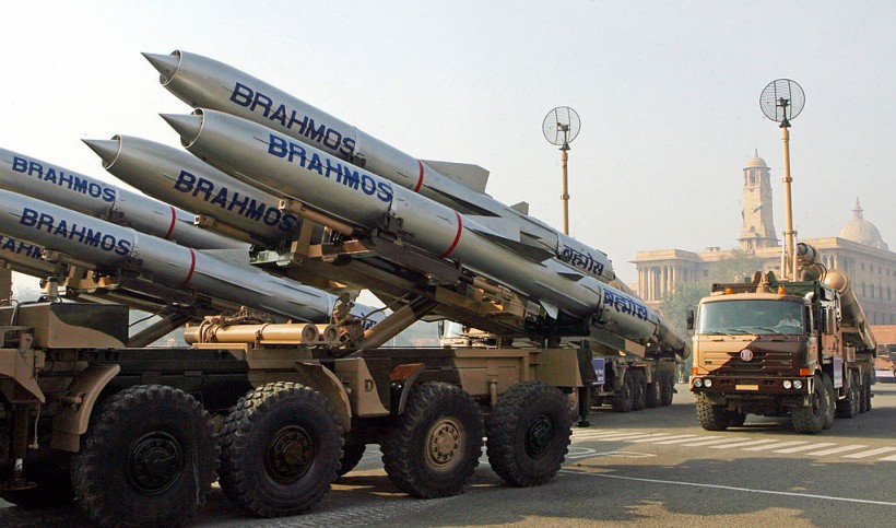 India BrahMos Supersonic Cruise Missiles Aims To Capture ASEAN Market From US harpoon Missile