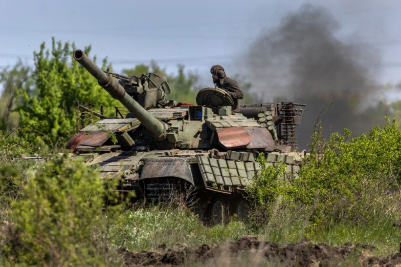 Russia-Ukraine War: Moscow Orders Massive Retreat from Kherson But Kyiv Forces Wary on Possible Major Setback