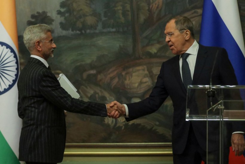 Russia Lauds India's Refusal of the G7 Price Cap for Russian Oil, Frustrating Western Nations
