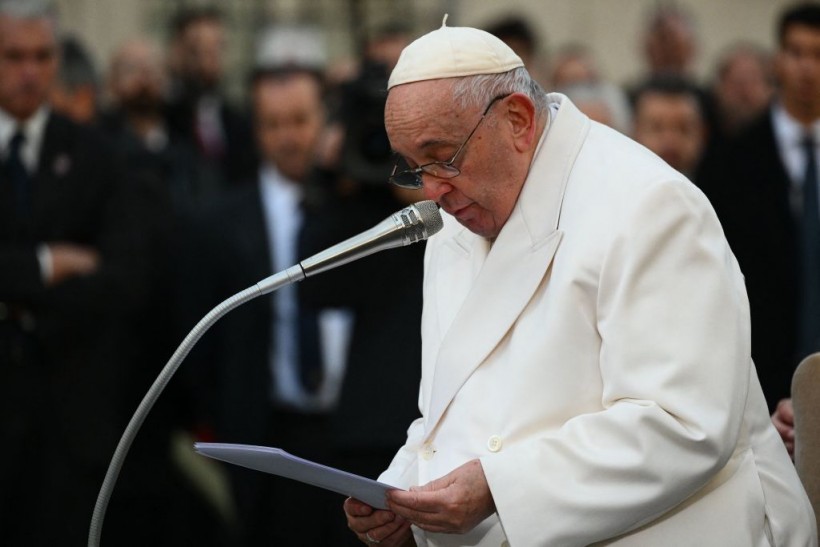Pope Francis Resigning? Here’s Why Vatican Leader Has Already Signed His Resignation Letter