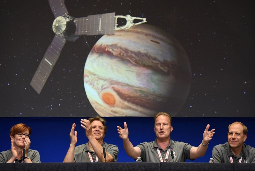 NASA Study of Jupiter Reveals Strange Temperature Patterns in Planet's Atmosphere