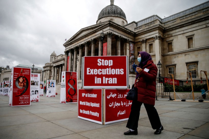 Iran: Dual Citizen Slapped with Death Penalty for Being a UK Spy 