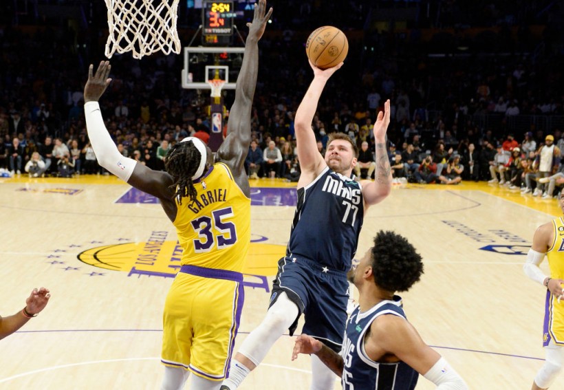 NBA: Luka Doncic Goes Full Michael Jordan vs. LeBron James, Lakers