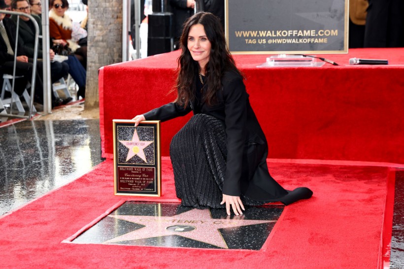 Did Courtney Cox Gave Prince Harry Psychedelic Drugs at Her House?