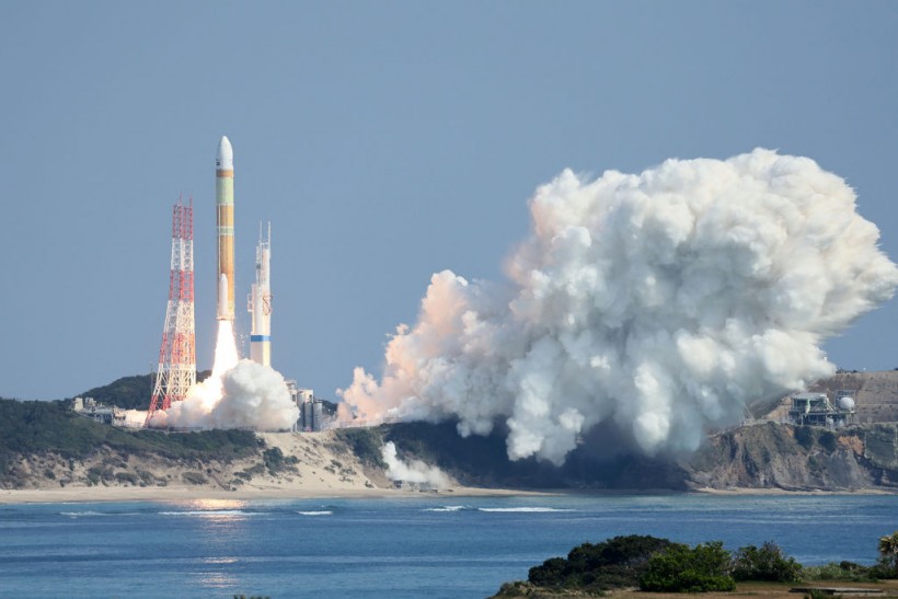 Japan Rocket Launch Gets Self-Destruct Command After Engine Fail