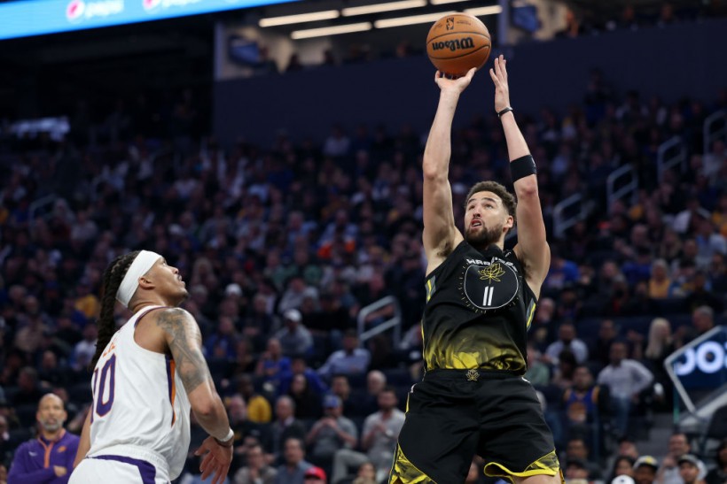 Golden State Warriors: Klay Thompson Makes History By Scoring 33 In The First Half