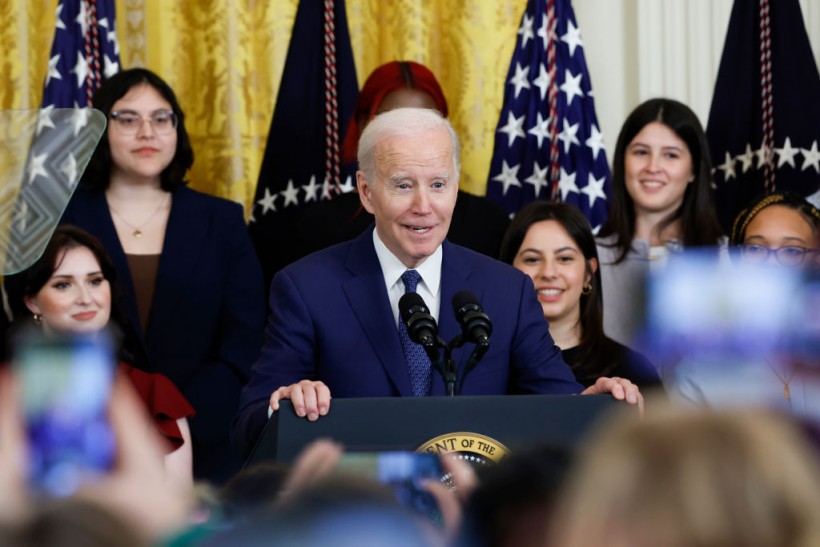 Biden Approval Rating Approaches Lowest Point After US Bank Collapses