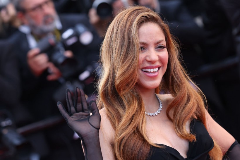 Shakira Leaves Barcelona with 2 Children; Here's How Her Ex-Husband Reacts!