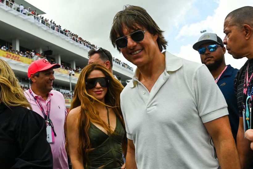 Tom Cruise and Shakira Spotted Together at F1 Miami Grand Prix, Fueling Dating Speculations; 'Top Gun' Star Receives MTV Movie Award While Flying Plane