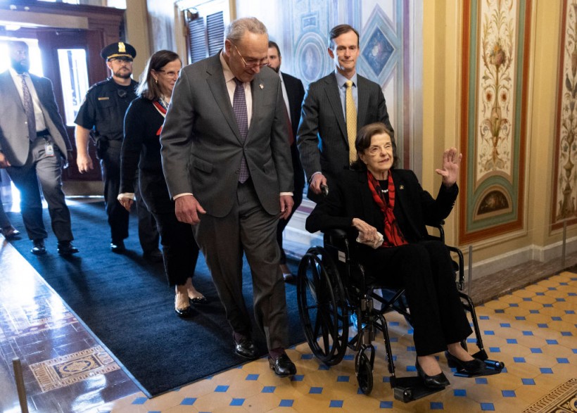 Dianne Feinstein Returns to Senate Floor After Months-Long Absence