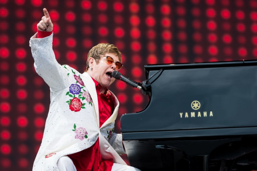 Elton John Says Goodbye in Final Night of Farewell Tour