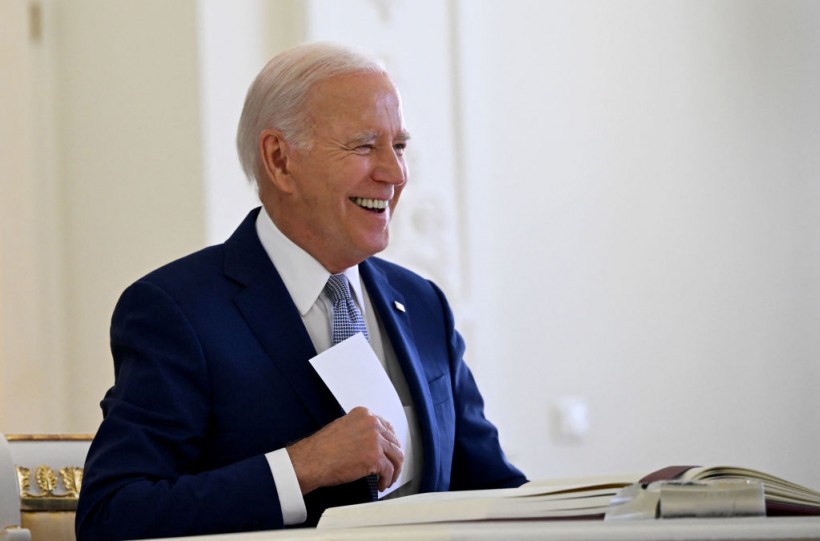 Biden's Campaign Touts Big  Haul; Billionaire Linked to Jeffrey Epstein Backs Democratic Leader's Re-Election Bid