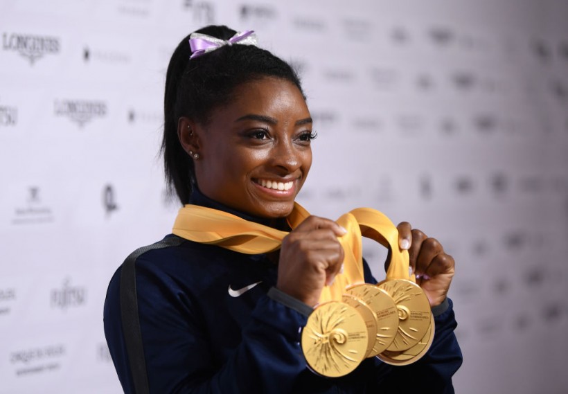Simone Biles Dominates 2023 US Classic in First Meet Following 2-Year Absence