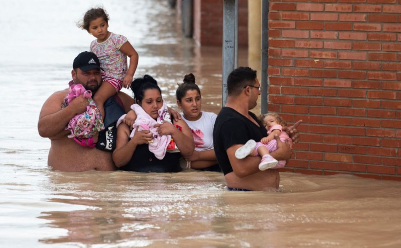 Widespread Floods in Spain Leave 3 Dead, 3 Missing Following Heavy Rain