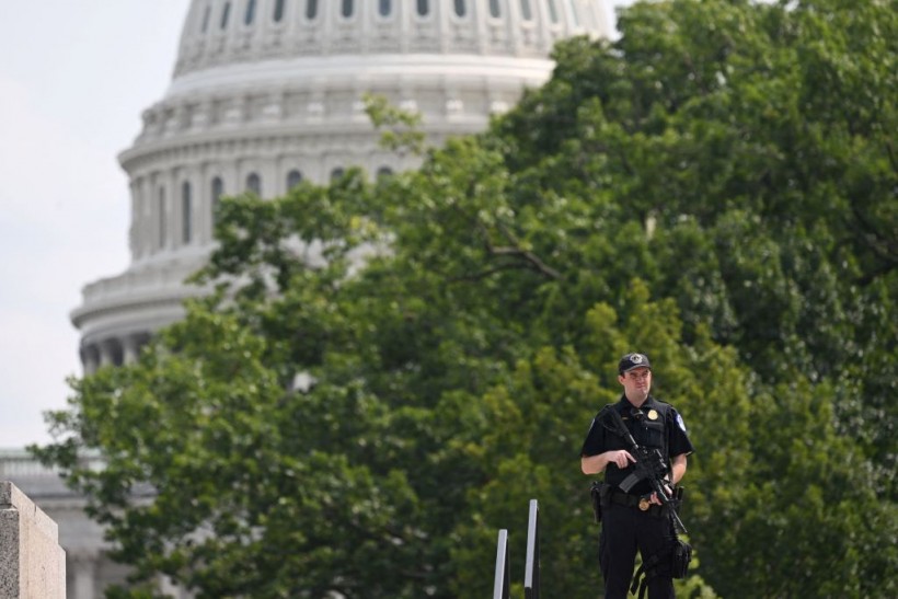 Capitol Police Arrest Illegal Immigrant Carrying Brick, Knife, Machete
