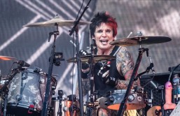 Woman Accusing Motley Crue Drummer Tommy Lee of Sexual Assault Drops Lawsuit