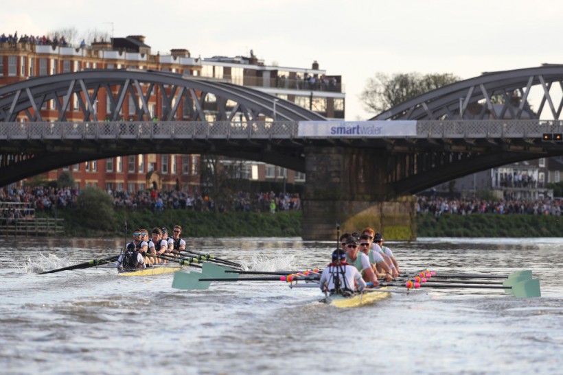 Oxford Cambridge Boat Race on Thames River