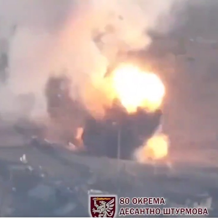 Ukraine Destroys Russian Tank