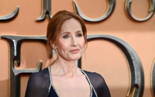 JK Rowling Slams Harry Potter Actors for Supporting 'Transition of Minors', Demands Apologies To 'Vulnerable Women'