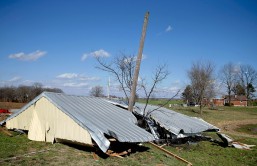 One Killed In Missouri During Major Tornado Outbreak In Midwest